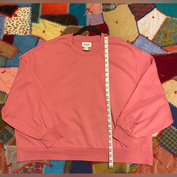 MONKI oversized cropped sweatshirt in baby pink - Picture 3 of 8